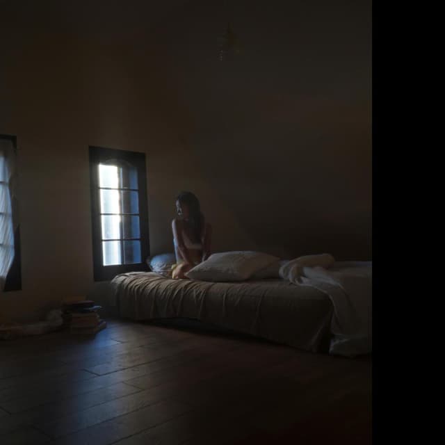 Album cover art for 꽃잎