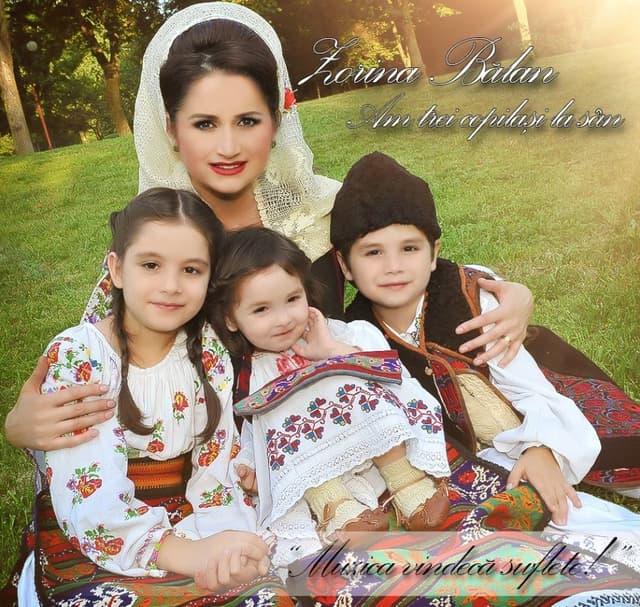 Album cover art for Am trei copilași la sân
