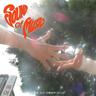 사람들은 다 그래 맛있는 걸 먹을 때와 여름의 바닷가에서는 Summer sun, i'm your fan club. (Summer sun, i'm your fan club.)