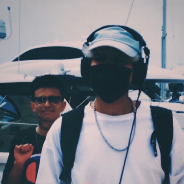Album cover art for Y Te Vas :P