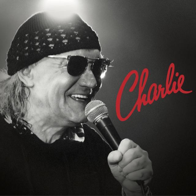 Album cover art for Mindenen túl