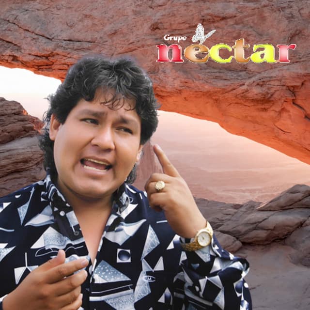 Album cover art for Johnny Internacional