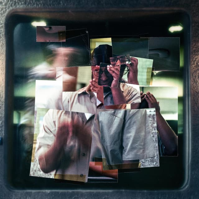 Album cover art for kintsugi
