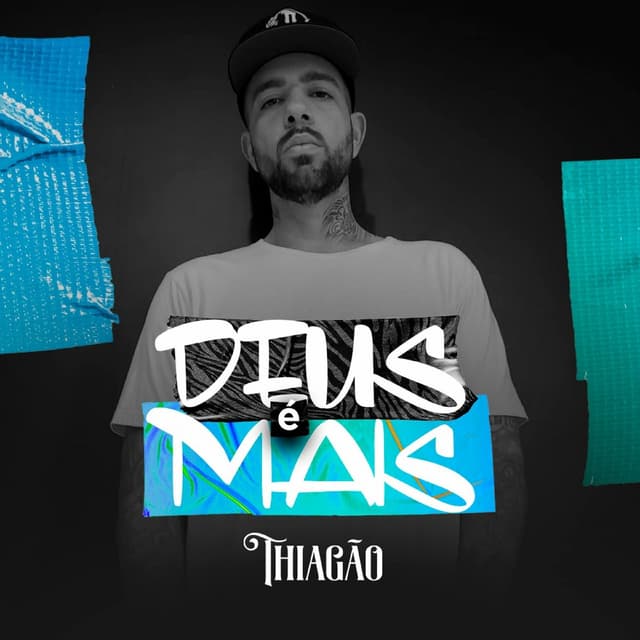Album cover art for Deus É Mais