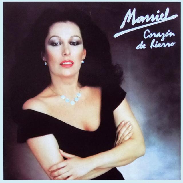 Album cover art for Corazón de Hierro