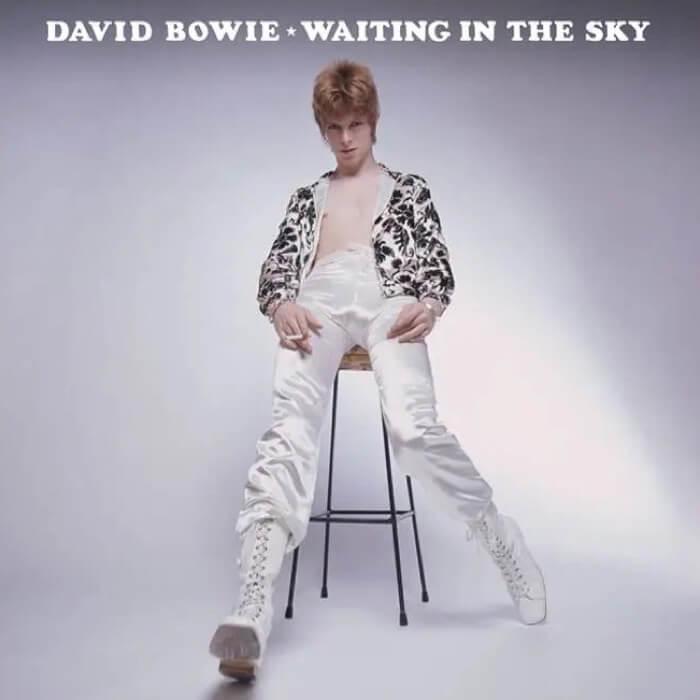 WAITING IN THE SKY (BEFORE THE STARMAN CAME TO EARTH)