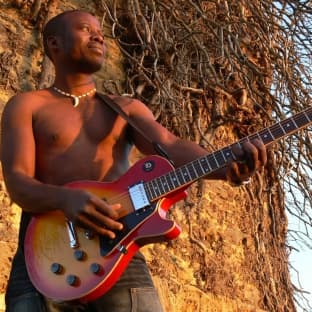 Album cover art for Africa Réveilles Toi