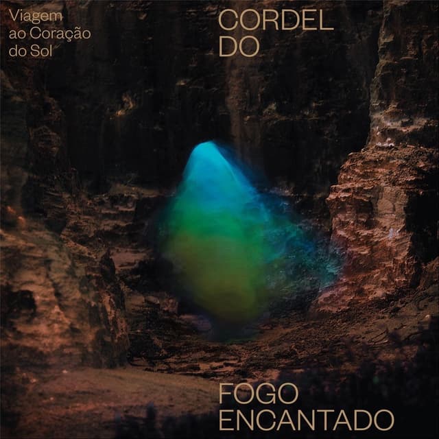 Album cover art for Viagem Ao Coração Do Sol