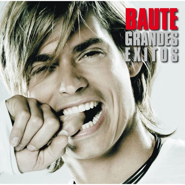 Album cover art for Grandes Exitos