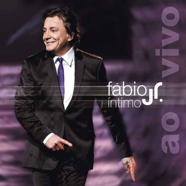 Album cover art for Íntimo