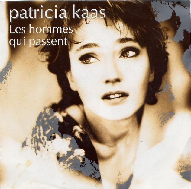 Album cover art for Les Hommes qui passent