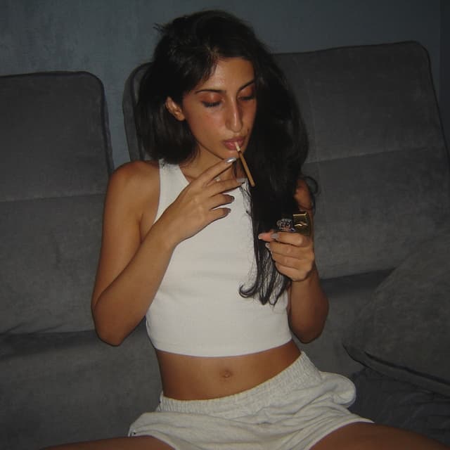 Album cover art for снова бросаю