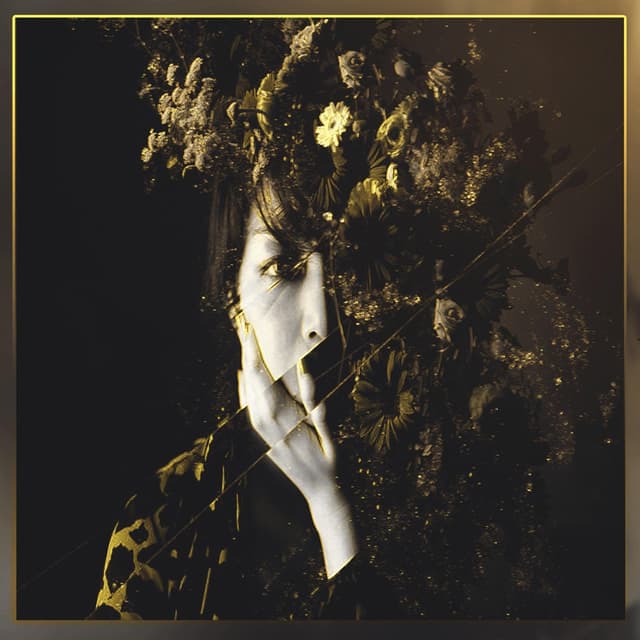 Album cover art for Sen Kimseyi Sevemezsin