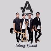 Album cover art for Tulang Rusuk