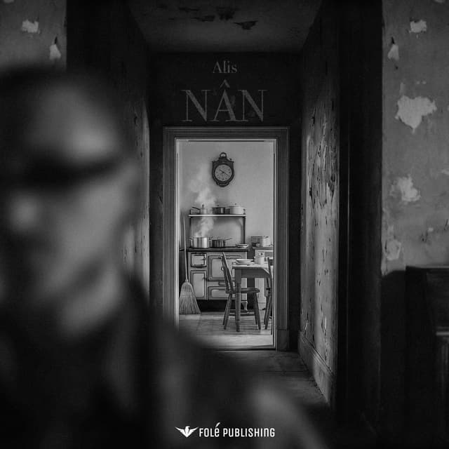 Album cover art for Nân