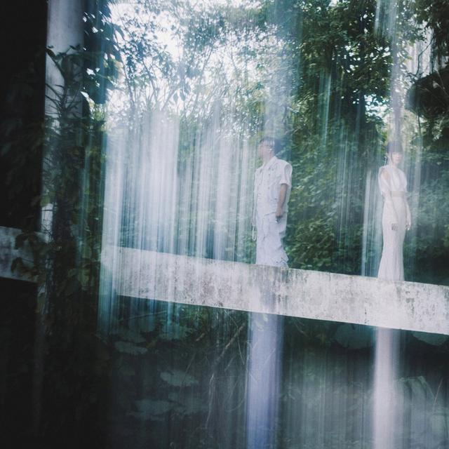 Album cover art for 泥地 Muddy