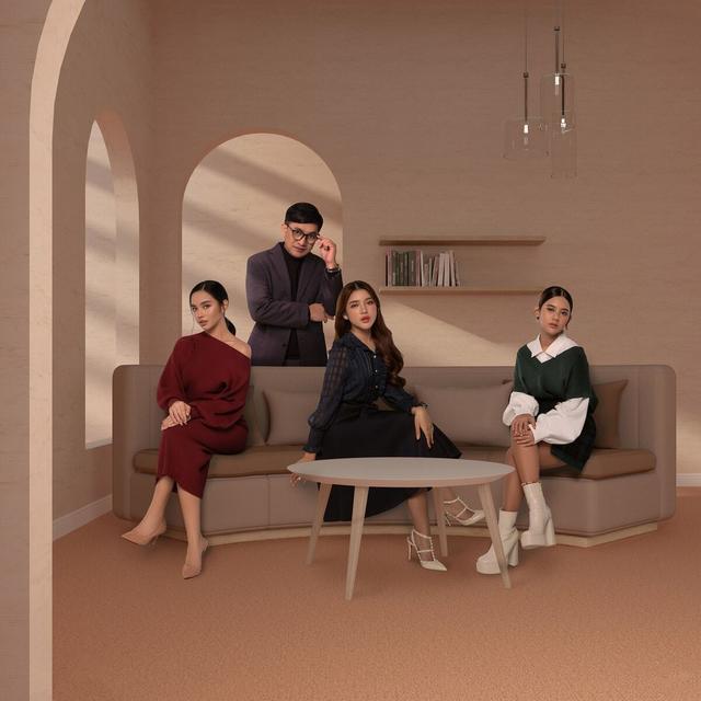 Album cover art for Menyesal