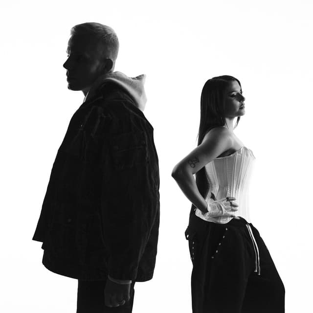Album cover art for Uskomaton