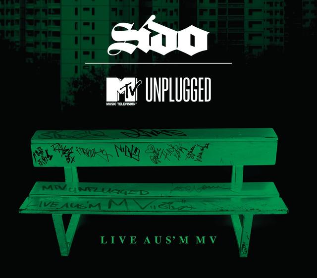 Album cover art for MTV Unplugged : Live Aus'm MV