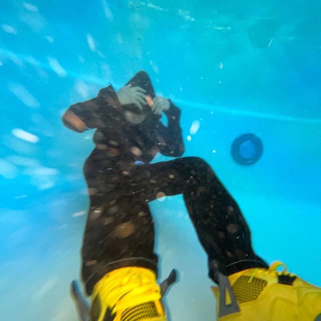 Album cover art for Bleib