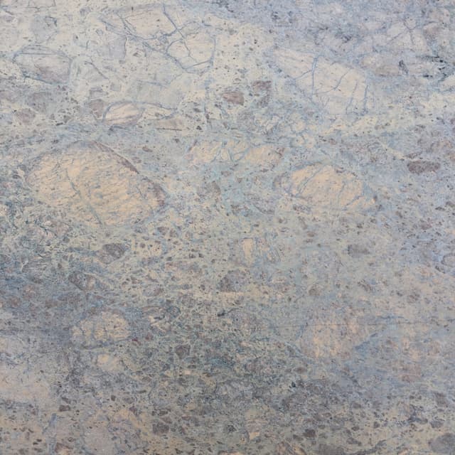 Album cover art for Нам остается лишь ждать