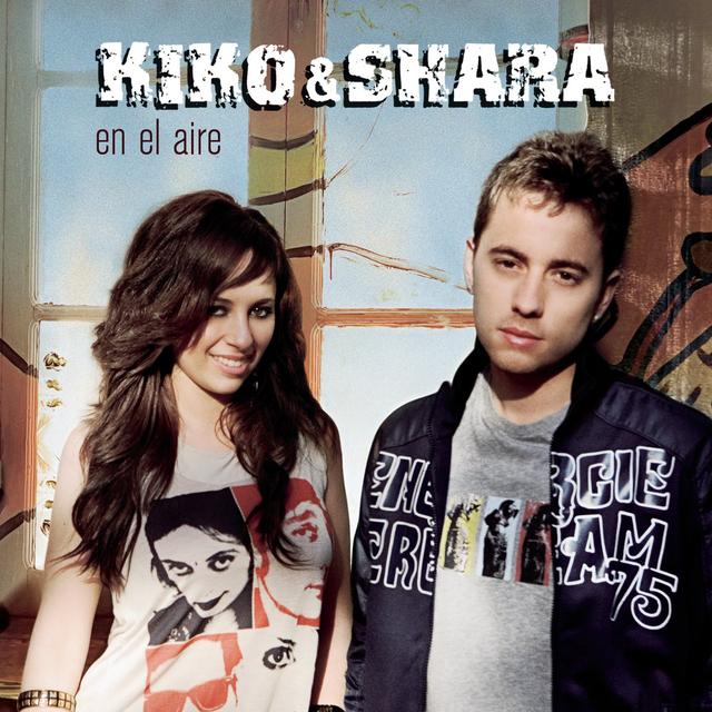Album cover art for En El Aire