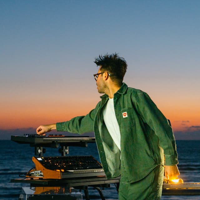 Album cover art for EURÊKA!