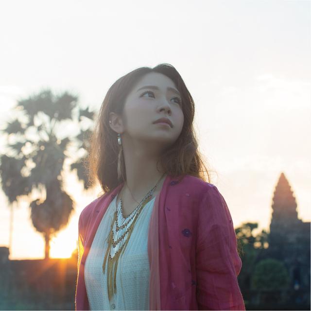 Album cover art for GIRL