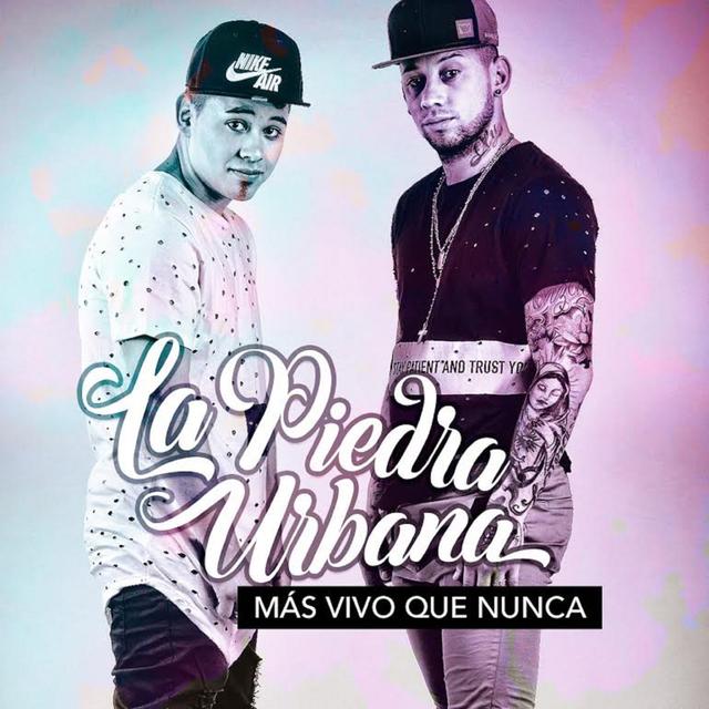 Album cover art for Más Vivo Que Nunca