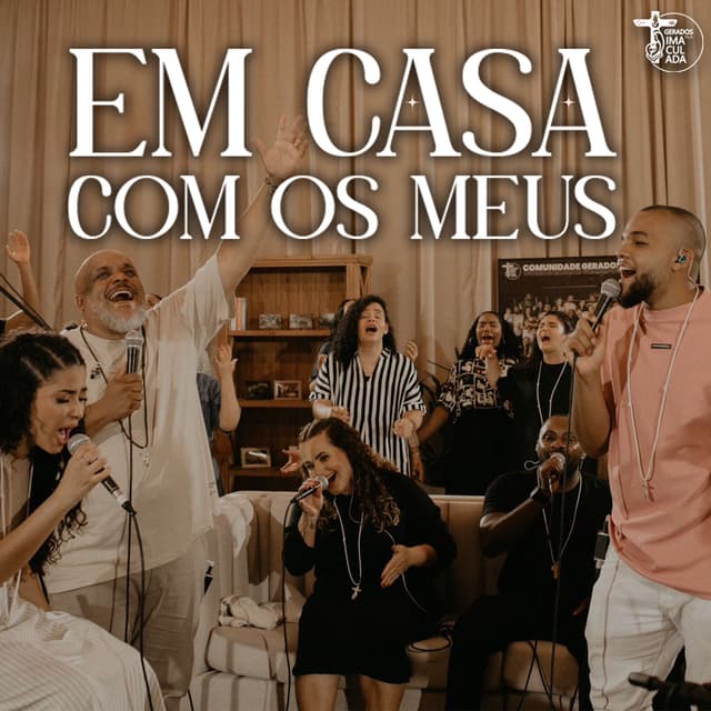Album cover art for Em Casa Com os Meus