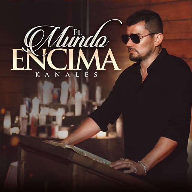Album cover art for El Mundo Encima