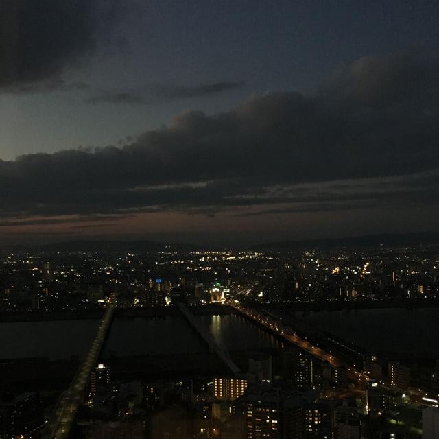 Album cover art for 괜찮아