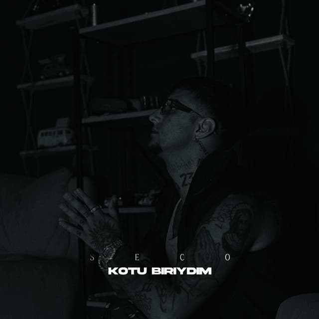 Album cover art for Kötü Biriydim
