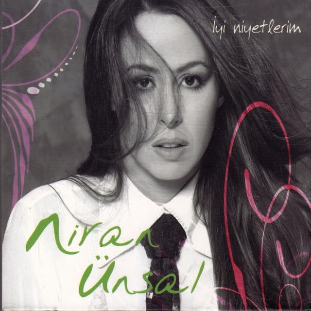 Album cover art for İyi Niyetlerim