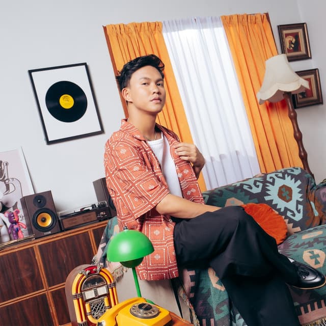 Album cover art for Menjaga Hati