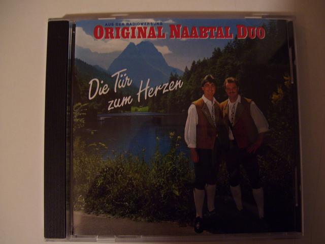 Album cover art for Die Tür Zum Herzen