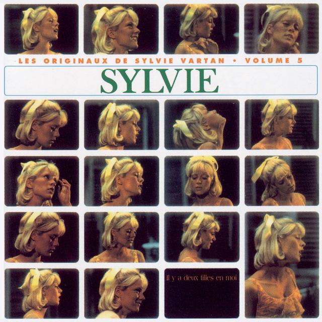 Album cover art for Il y A Deux Filles en Moi