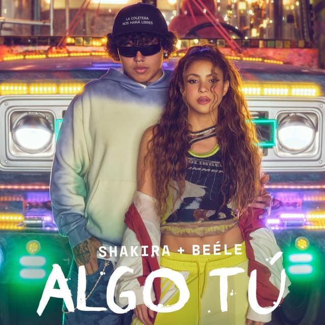 Album cover art for ALGO TÚ