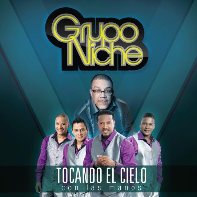 Album cover art for Tocando el Cielo Con las Manos