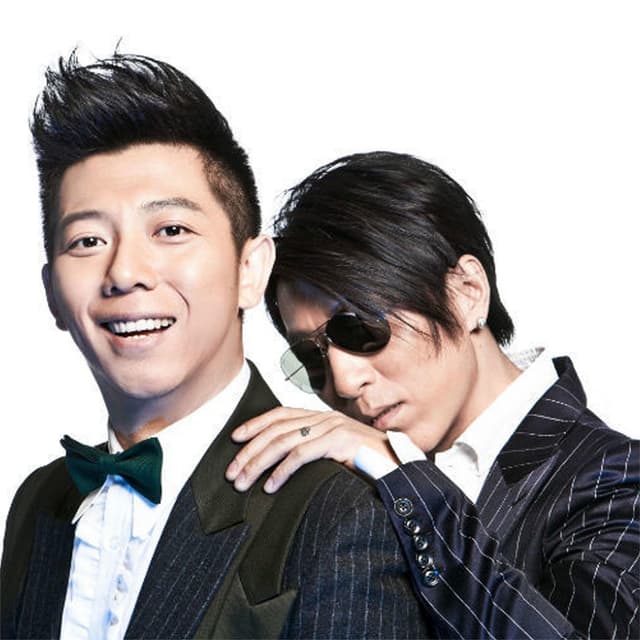 Album cover art for 最美