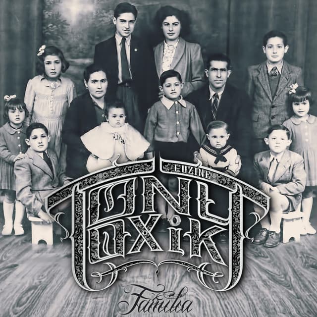 Album cover art for Familia
