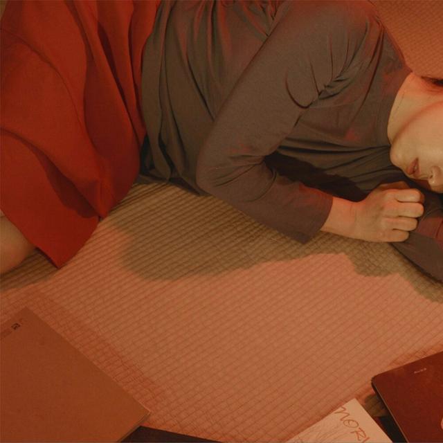 Album cover art for 너의 세계는