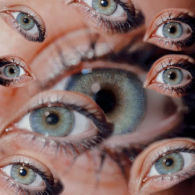 Album cover art for Blaue Augen