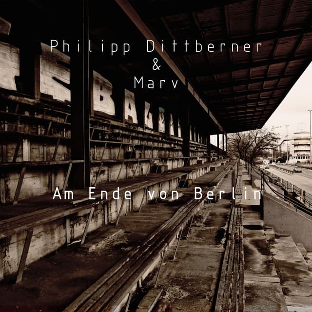 Album cover art for Am Ende von Berlin