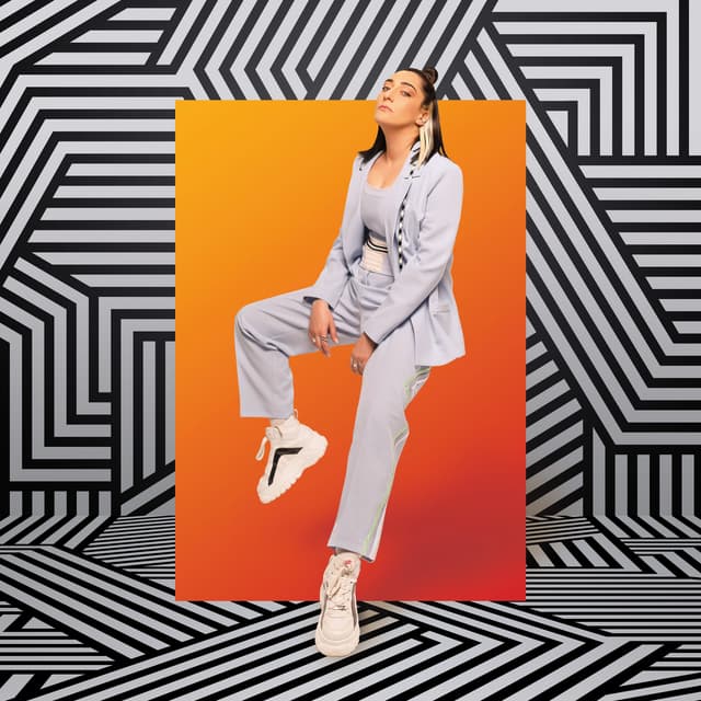 Album cover art for Tout est Bon là