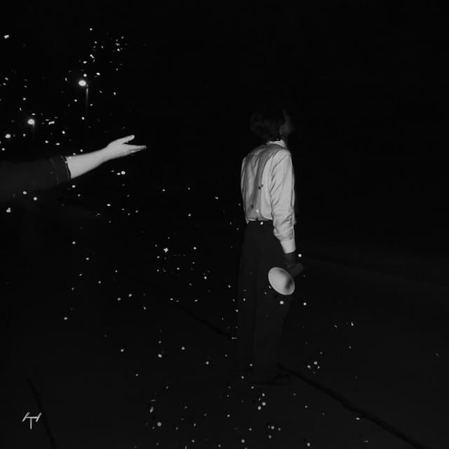 Album cover art for Éjszakai