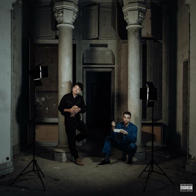 Album cover art for La Vie Est Simple