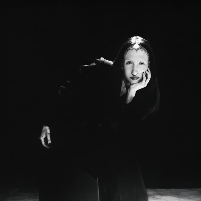 Album cover art for Helíade