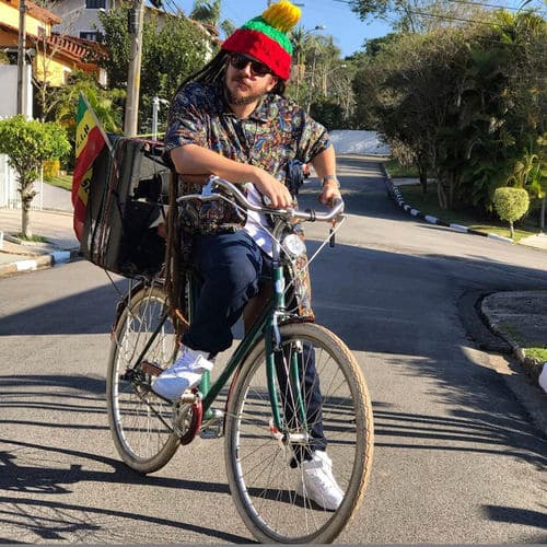 Album cover art for Jah Me Guarde