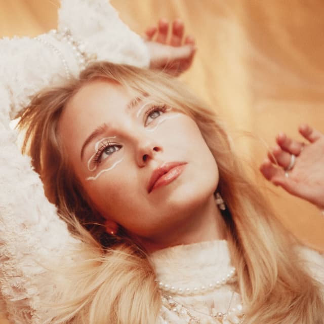 Album cover art for Där hela världen väntar